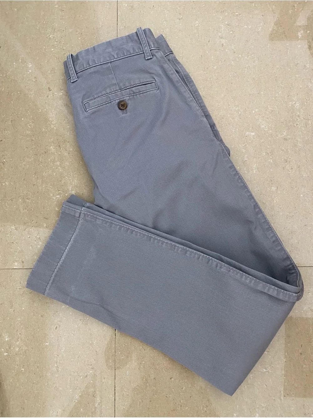 J Crew men’s light grey flex slim chinos Sz 29